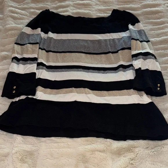 WHBM Stunning Black and White Striped Blouse - Picture 6 of 9